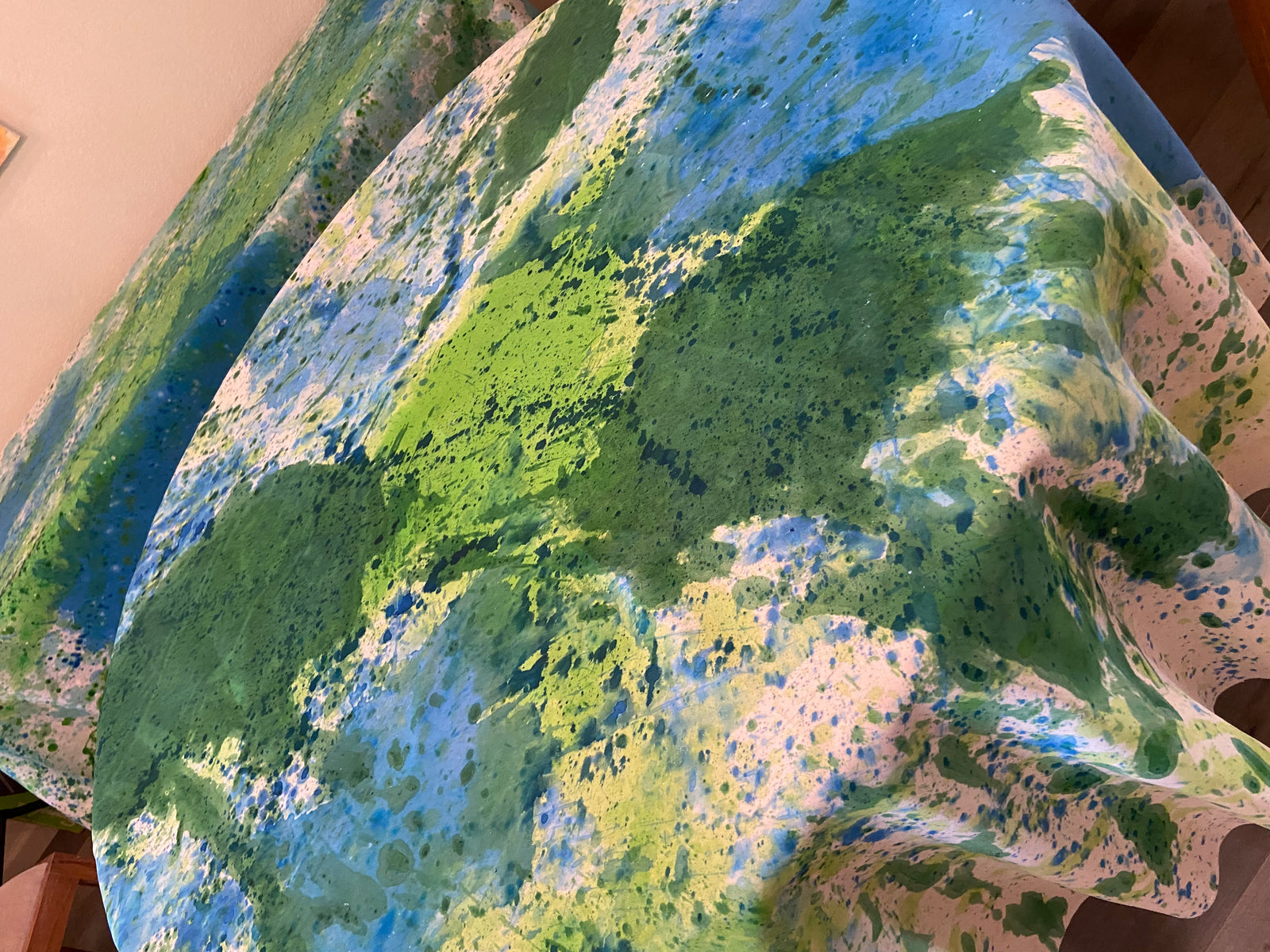 BLUE GREEN 90" RoundTablecloth