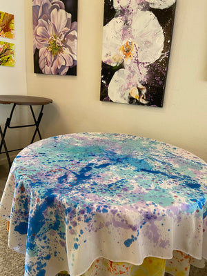 SATIN 70" Square Tablecloth