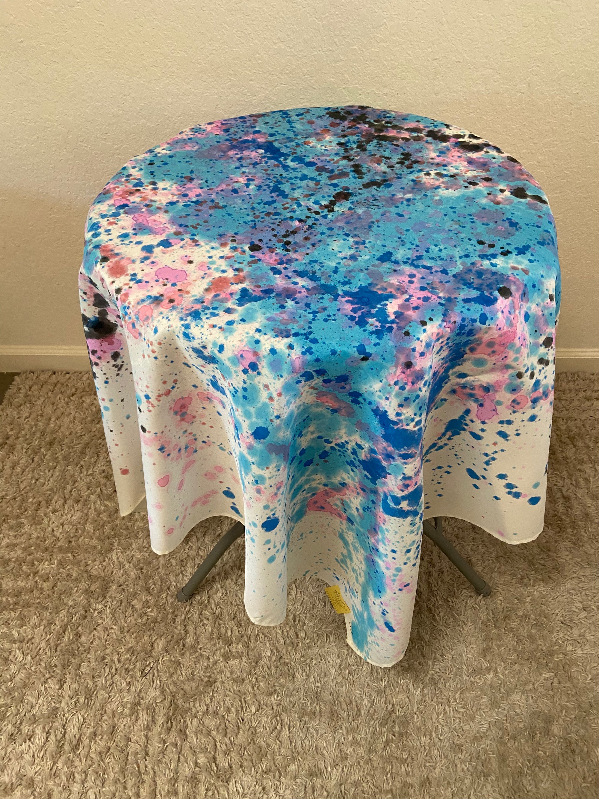 DIAMOND  54" Square Tablecloth