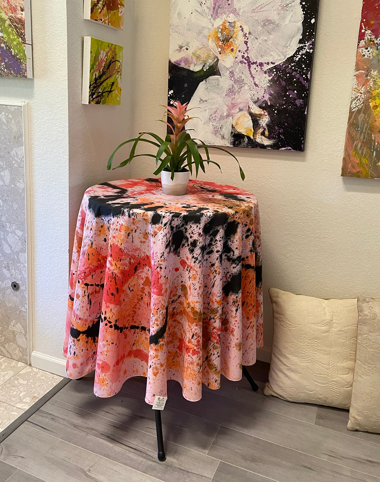 SWIRL. 90" Round Tablecloth