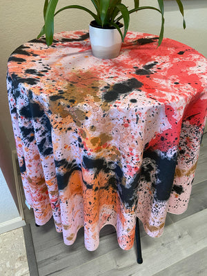SWIRL. 90" Round Tablecloth